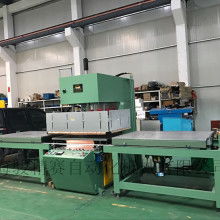  深圳市龍崗區(qū)坪地恒星機械廠銷售部 主營 吸塑成型機 高周波熔